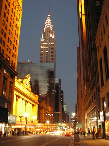 42nd St : Grand Central Station & Chrysler