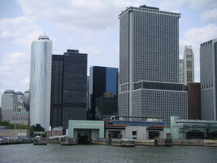 arrive au terminal ferry