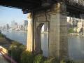 Vue sur Manhattan sous le Queensboro Bridgei